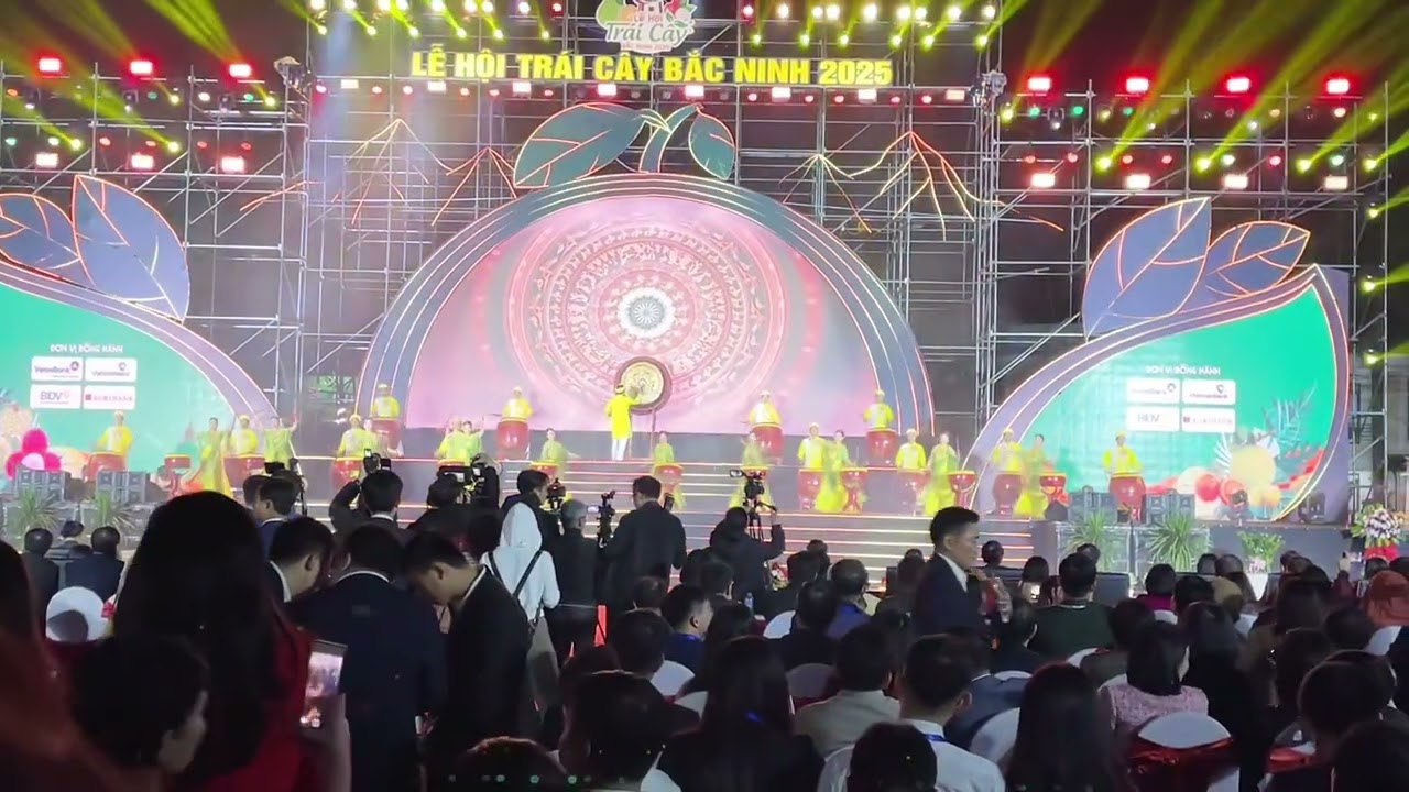 Lễ Hội Quảng Bá Trái Cây Lớn Nhất Tại Lục Ngạn Bắc Giang Cũ Và Bắc Ninh Mới 
