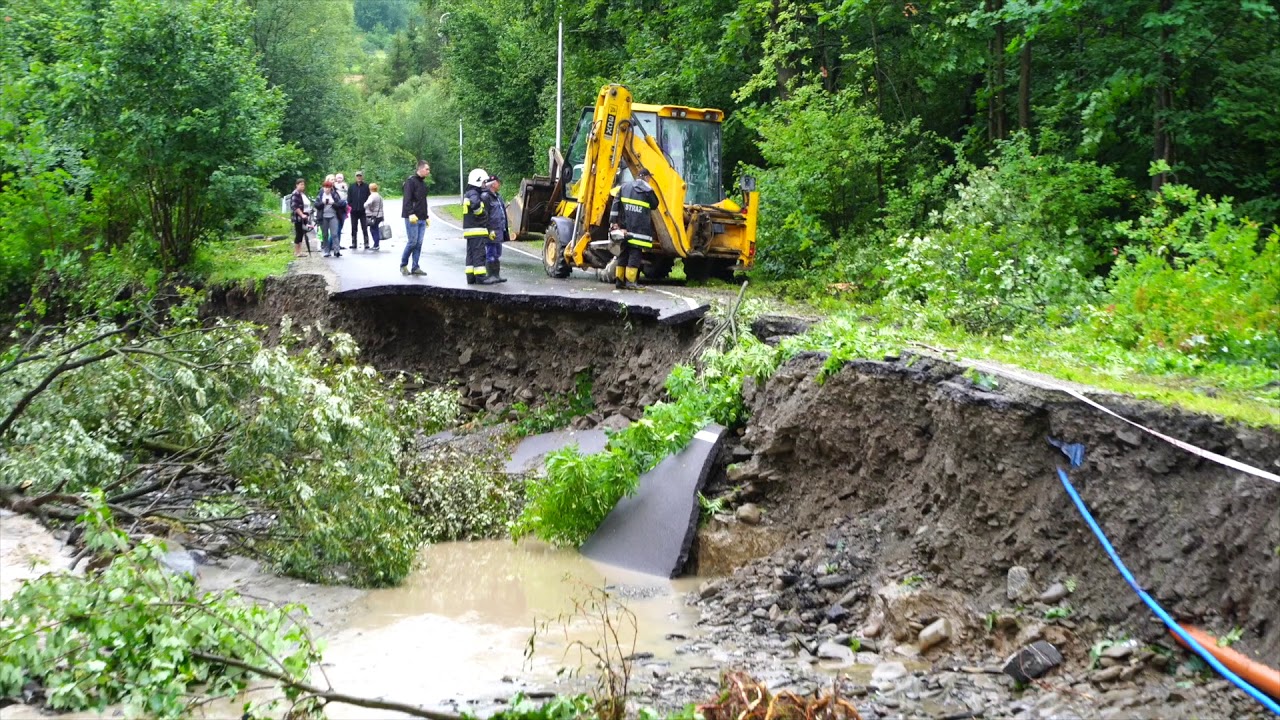 Sytuacja po intensywnych opadach deszczu w gminie Kamienica 19 lipca 2018 r