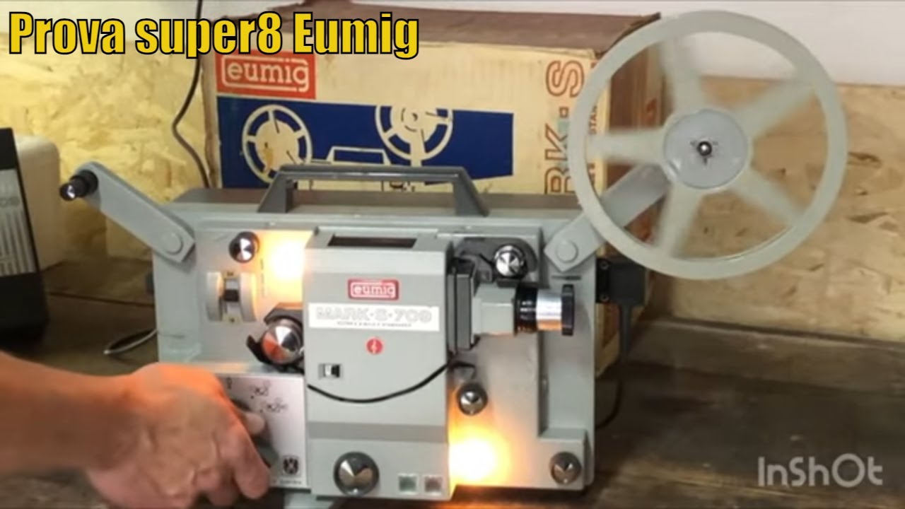 Proiettore vintage sonoro Eumig Mark S 709 a bobine per film e pellicole  8mm e Super 8 anno 1968