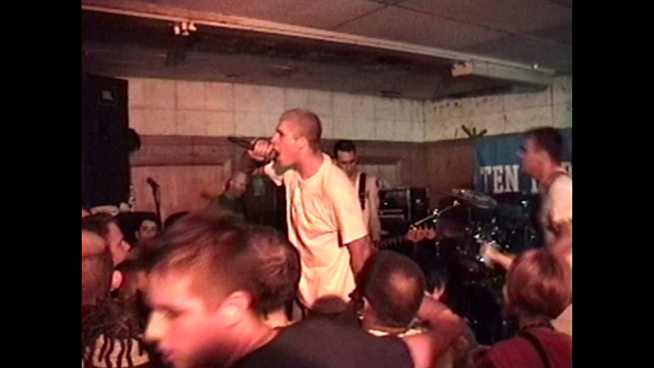 Ten Yard Fight - 08/09/98 - Fireside Bowl - Chicago, IL