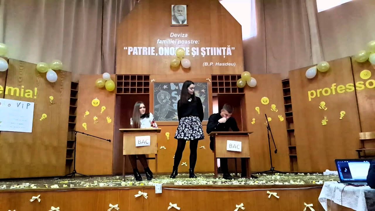 Sceneta Balul Bobocilor 2015