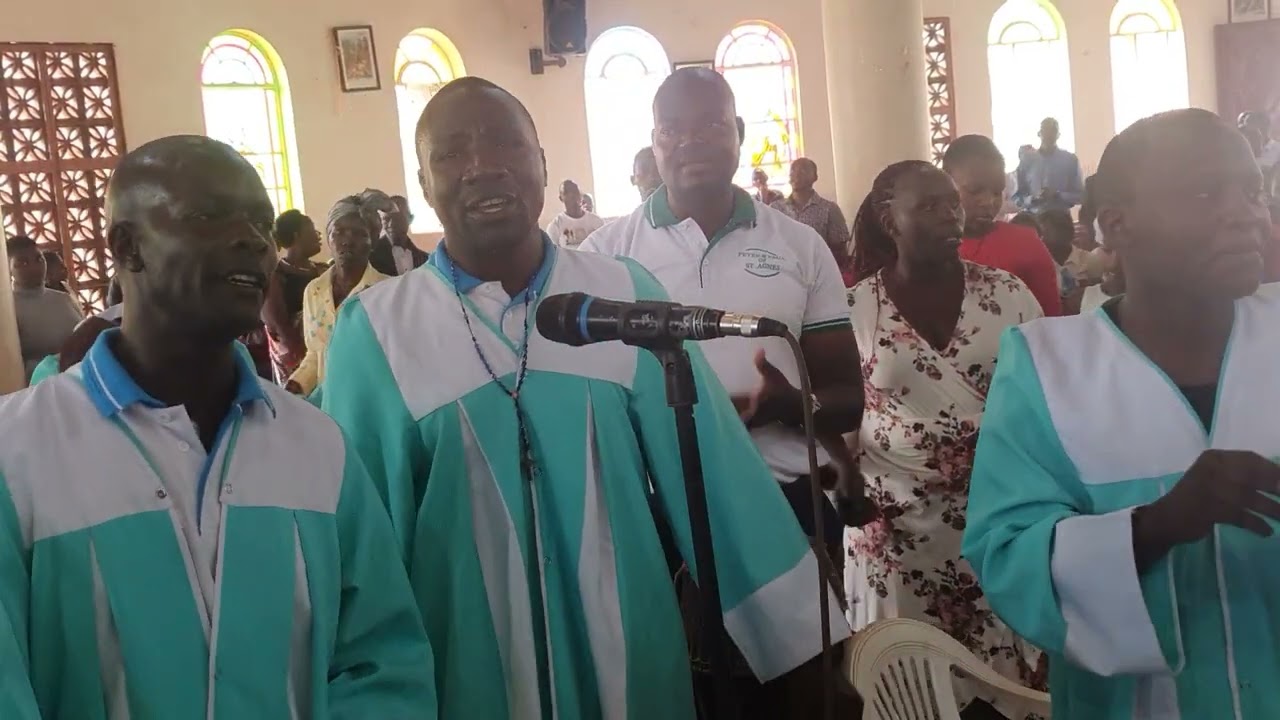 OZ'OMWANGE NEYANZIZA :THANKS GIVING SONG BY ST. AGNES CHOIR KIBUYE MAKINDYE  PARISH KAMPALA 🇺🇬 UGAND