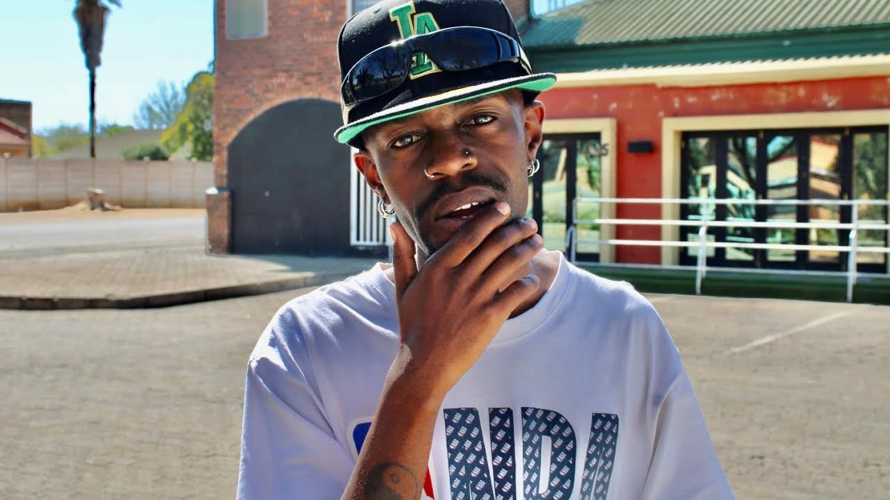 SIZE EEN Street vlog :  never by @codiiian4460  breaking down song from his new EP About to drop .