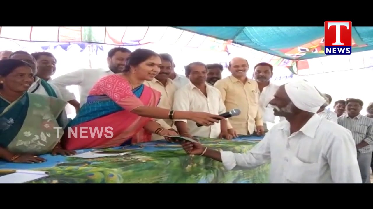 Dy Speaker Padma Devender Reddy Distributes Rythu Bandhu Cheques | T News live Telugu