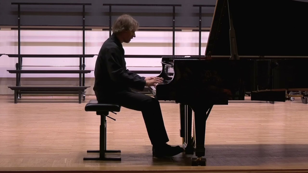 Prokofiev Scherzo  Mikhail Trushechkin (piano)