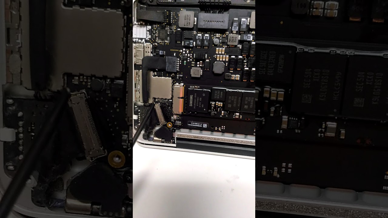 Riparazione Macbook Pro con danni versamento liquidi