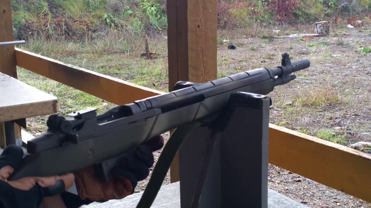 Небольшое видео стрельбы из коротышки Norinco M305 (Удачный клон M1A SOCOM)