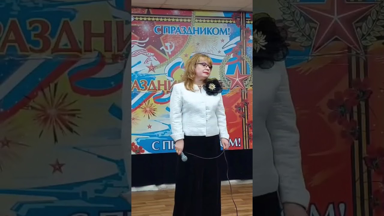 Валентина Исаева, руководитель студии ГОЛЬЯНУШКИ, выступает в Центре Культуры Измайлово
