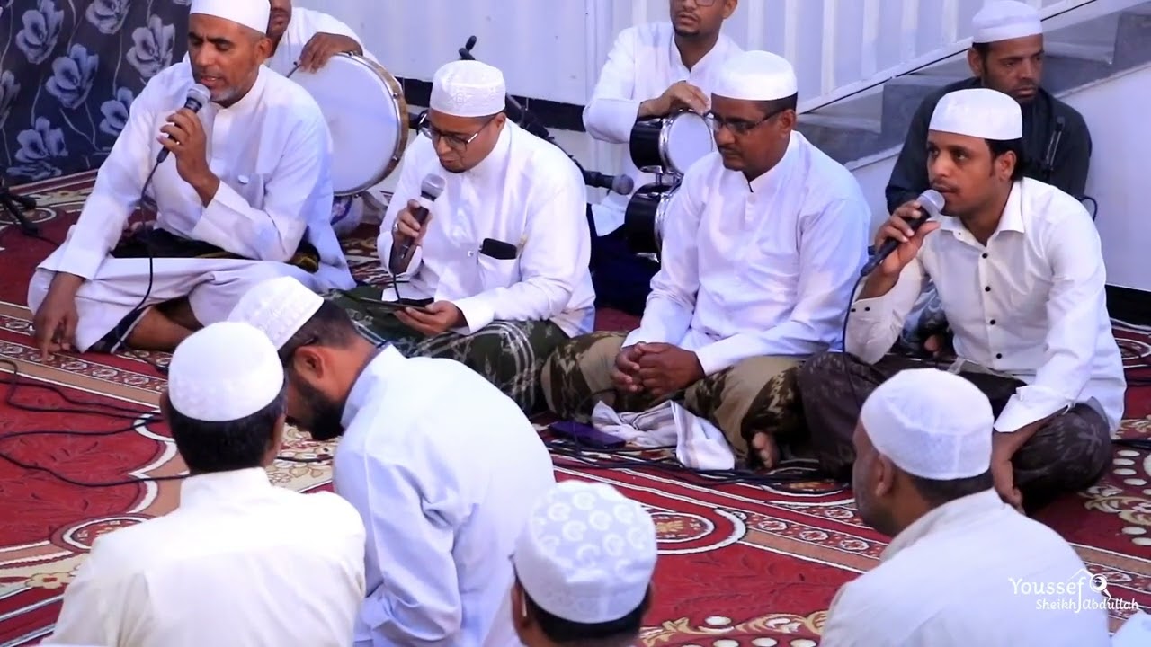 بصوت المنشد عمر عيدروس بن شهاب-قصيدة: مُصَاحَبةُ الرِّجالِ ذوي الوفاءِ **نعيمُ الخلدِ في دار الفناءِ