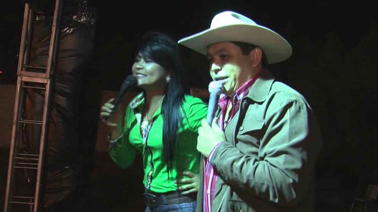 ALEJANDRO SEIJAS Y NIORKA VASQUEZ - MENSAJE ANÓNIMO Y TE DESCUBRI LA JUGADA