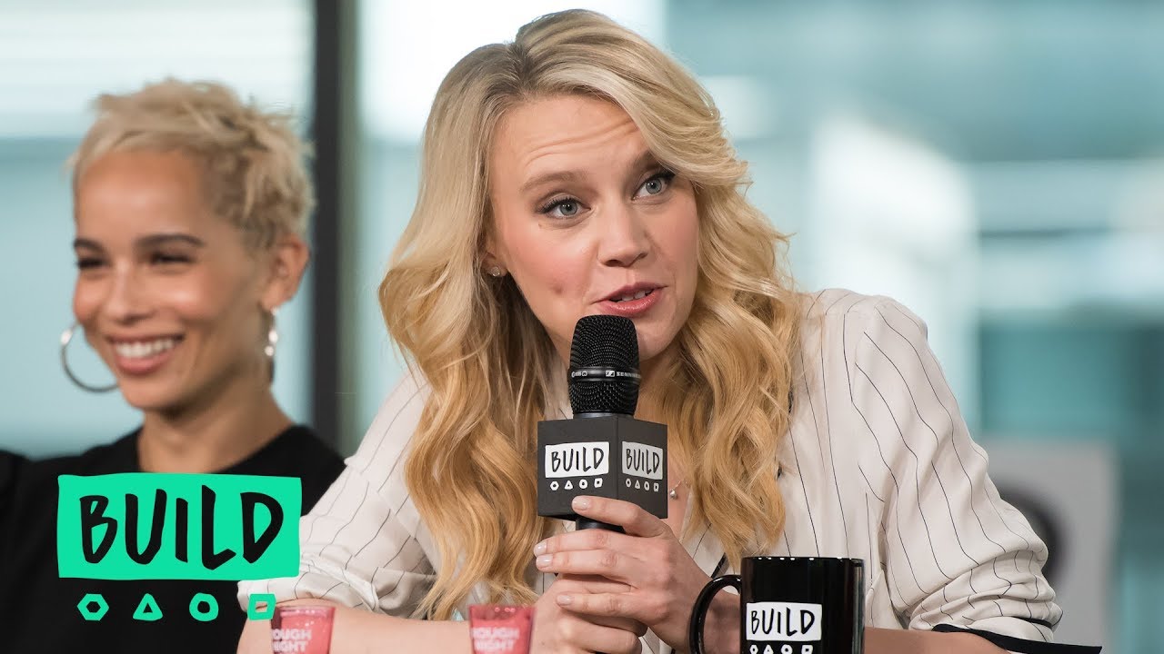 Kate McKinnon And The Cast of 