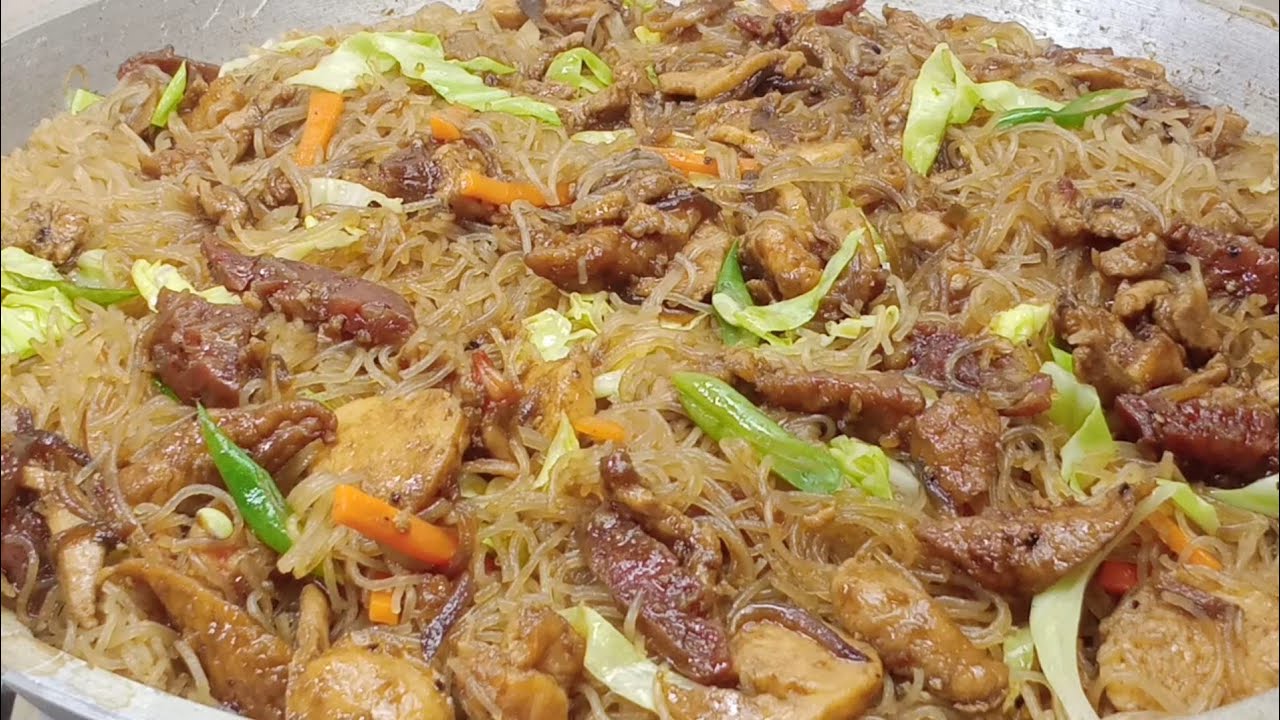SIKRETO sa NAPAKASARAP na PANCIT BIHON! The Best ang Lasa at Linamnam nito!
