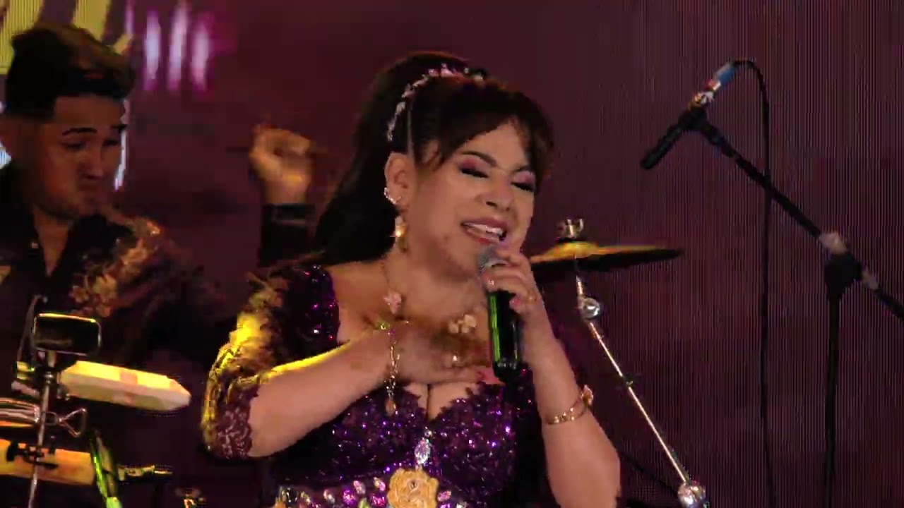 DELIA CHÁVEZ 