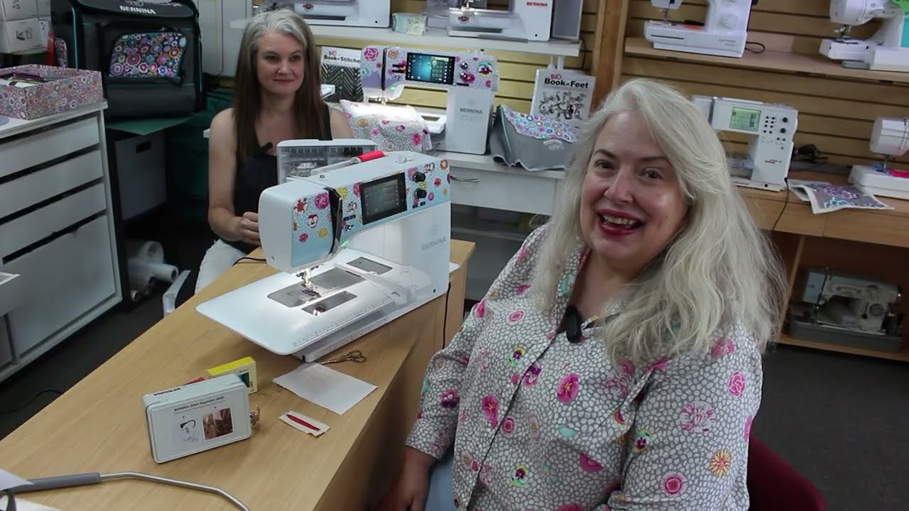 Unboxing the BERNINA 570 QE Kaffe Edition
