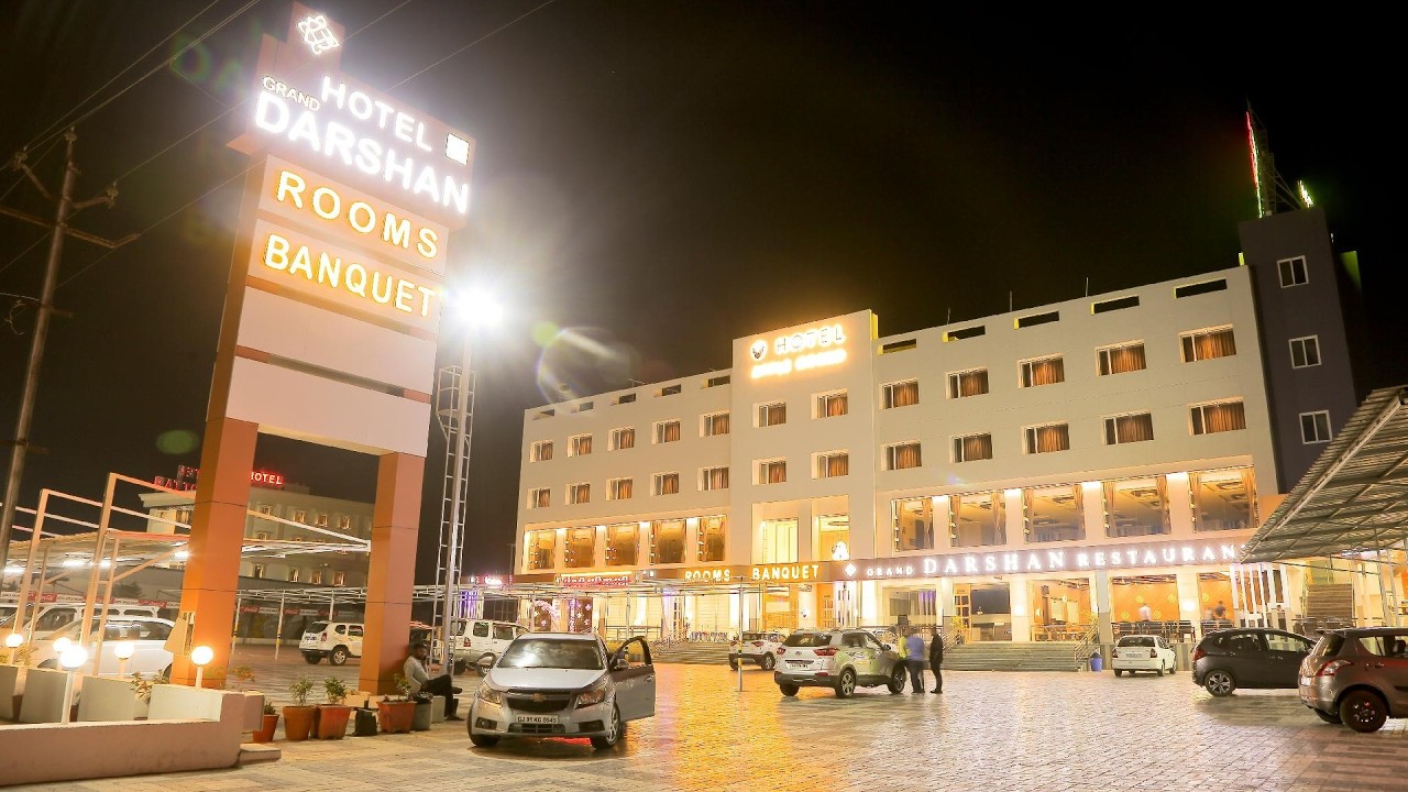 Hotel Grand Darshan Vadodara | Vadodara, India | Hotel Review ⭐