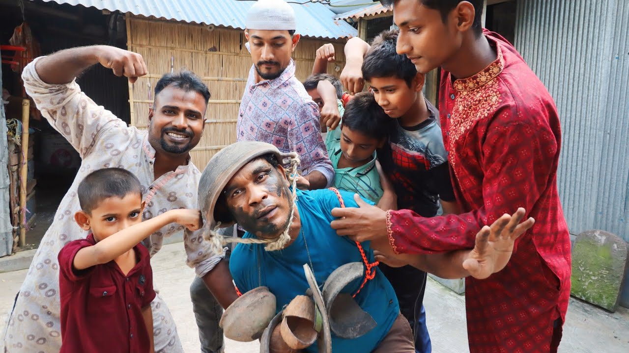 একি কান্ড, জামাই জড়িয়ে ধরল শাশুড়িকে, শাস্তি হিসেবে পেল গলায় জুতার মালা || সেরা বিনোদন দিল শিল্পীরা