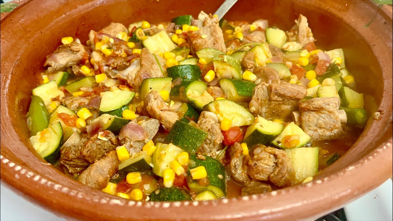 Costillitas de cerdo con calabacitas y elote. Receta de la abuela! 👵🏼