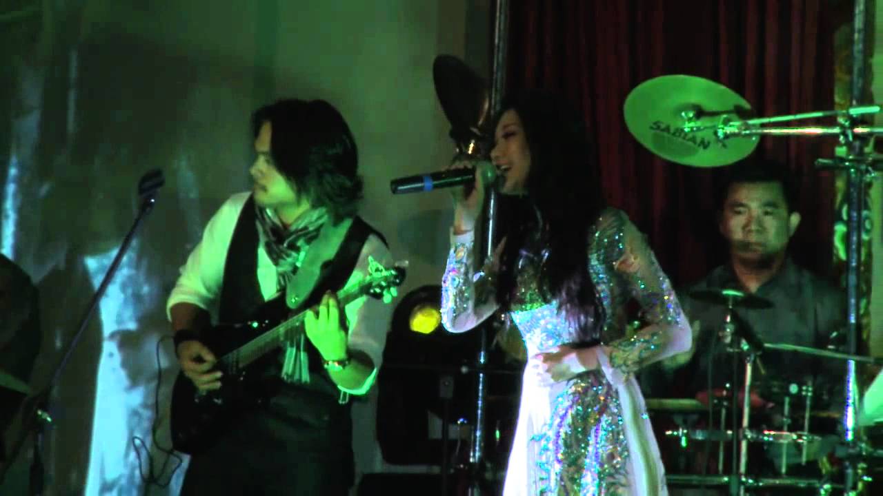 Em Đi Chùa Hương | Hoàng Thục Linh | Live at Quang Minh Buddhist Temple 2011
