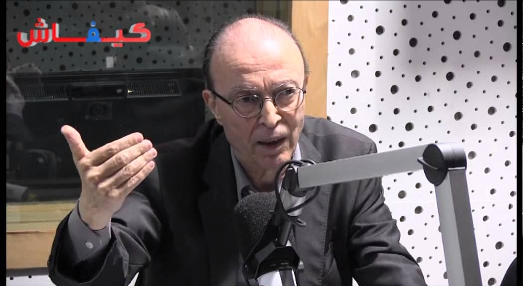 نور الدين الصايل: أحب زوجتي وهذه قصة صورتها 