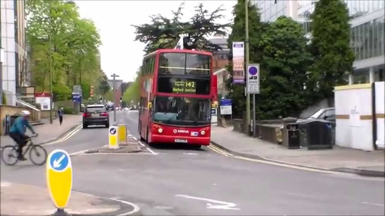 Buses at Watford Junction 26/04/2015
