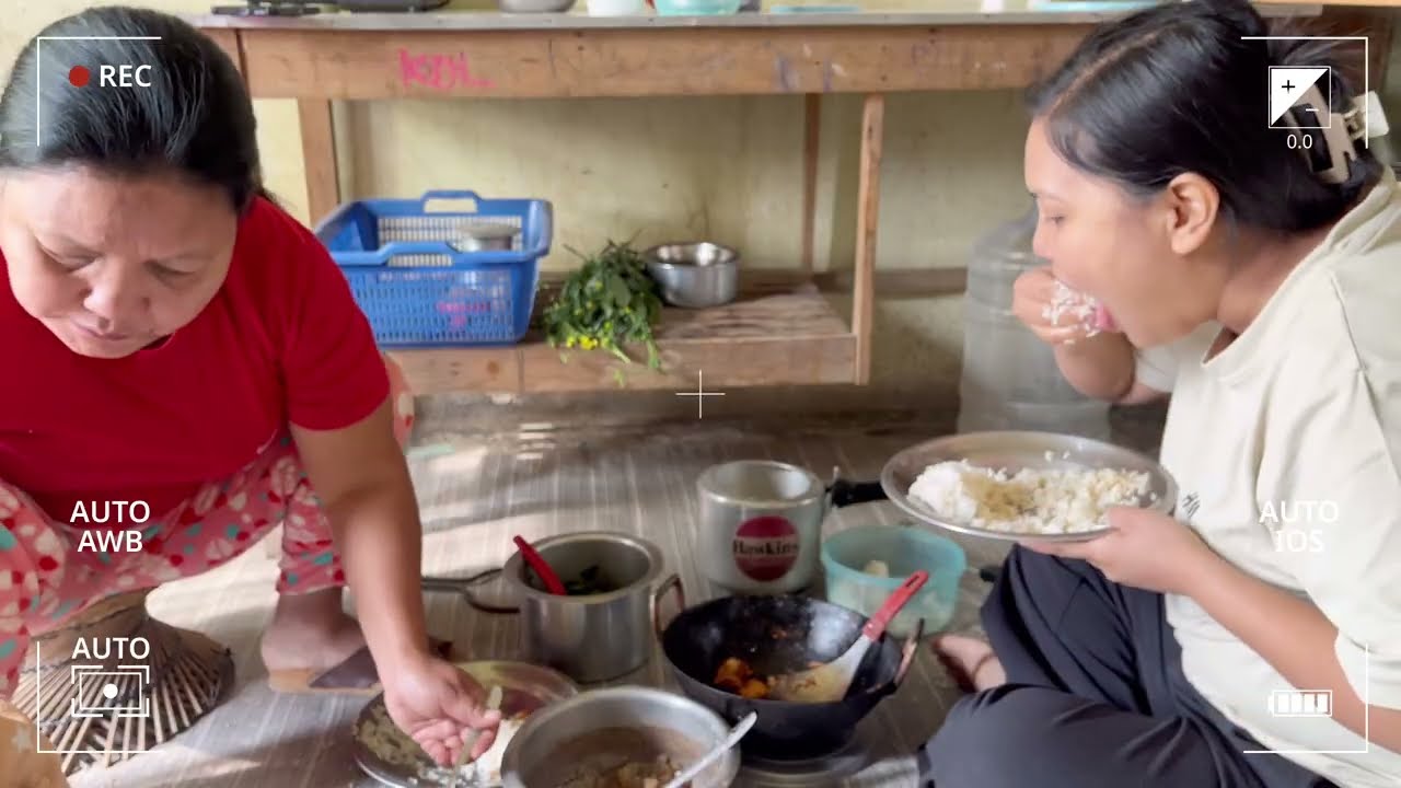 My first time with mom making videos, I eat  at my mom’s place #momcooking 