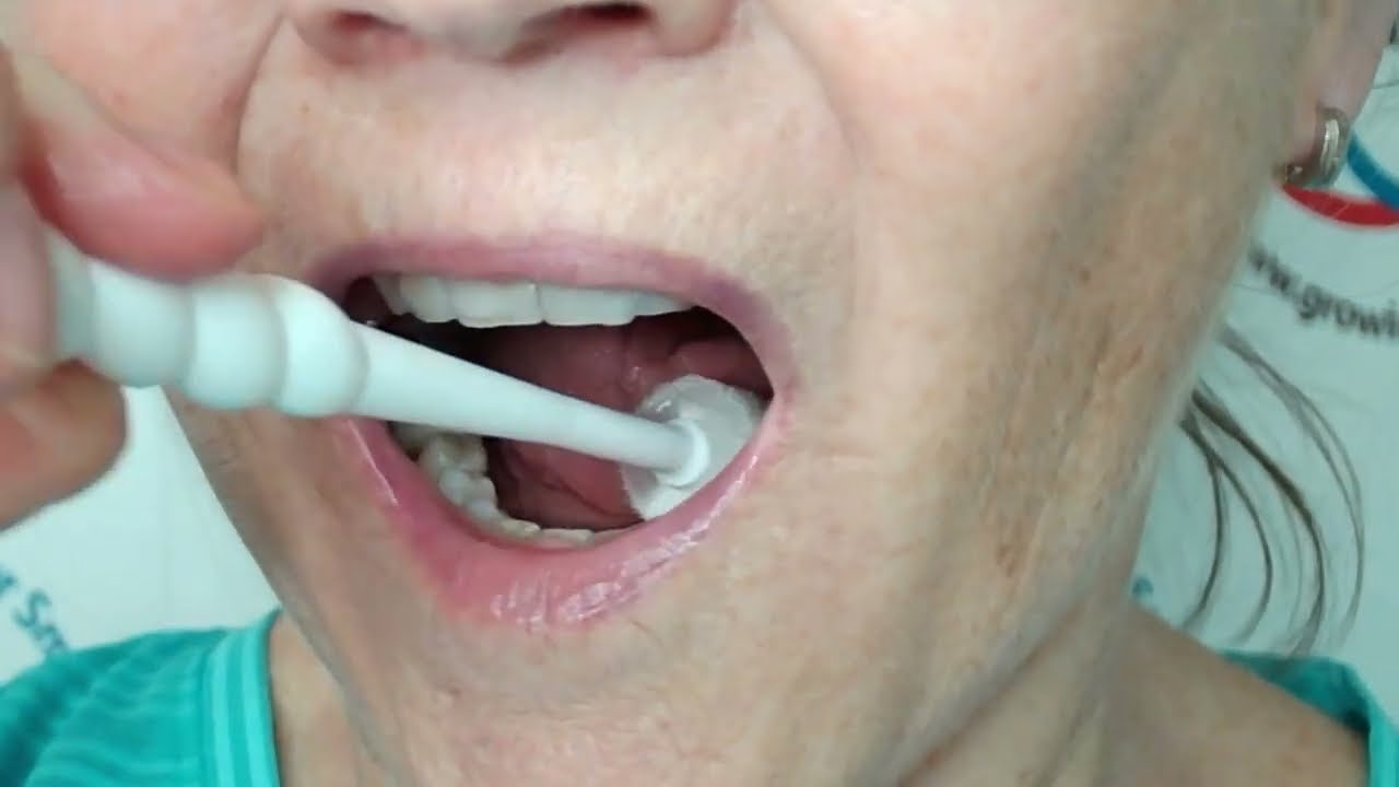 How to apply dry mouth gel for maximum benefit