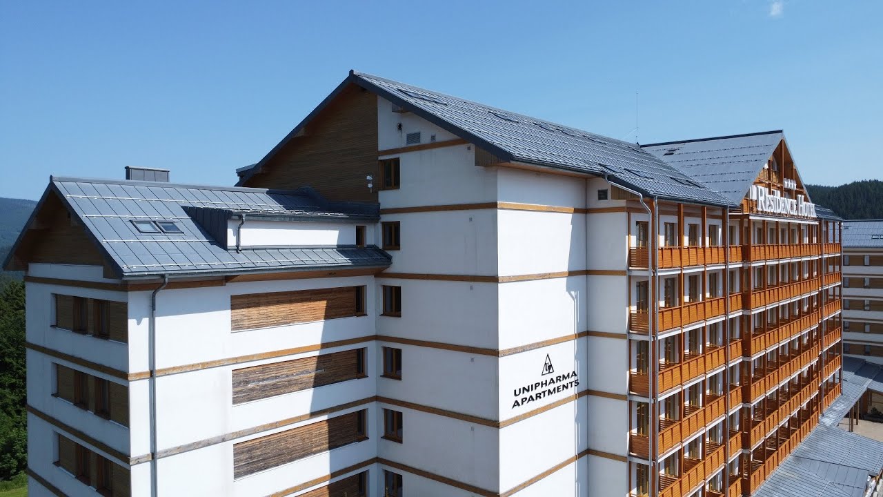 VEĽKÝ 2.IZB.APARTMÁN S PANORAMATICKÝM VÝHĽADOM A GARÁŽOU - DONOVALY