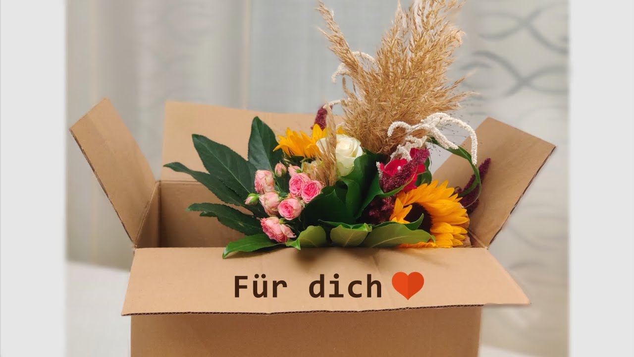 Ein Päckchen für dich❤️📦/Elena Krieger/Foto/