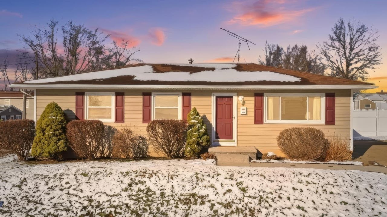 1863 Harding Ave, Akron, OH
