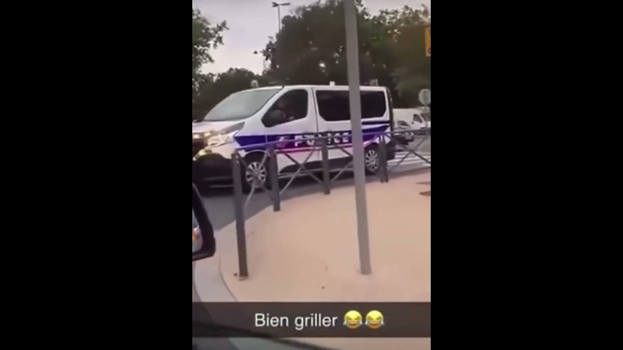 Police VS La cit&eacute; #police #mecdelarue #cite2france #pourtoi #pourtoiiiiii #marseille
