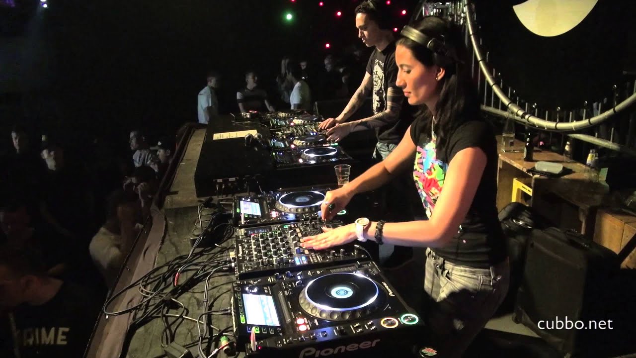 Lukas & Fernanda Martins 4decks @ Djax it Up - Club Rodenburg (HOL) 20/04/2013 [Full Videoset]