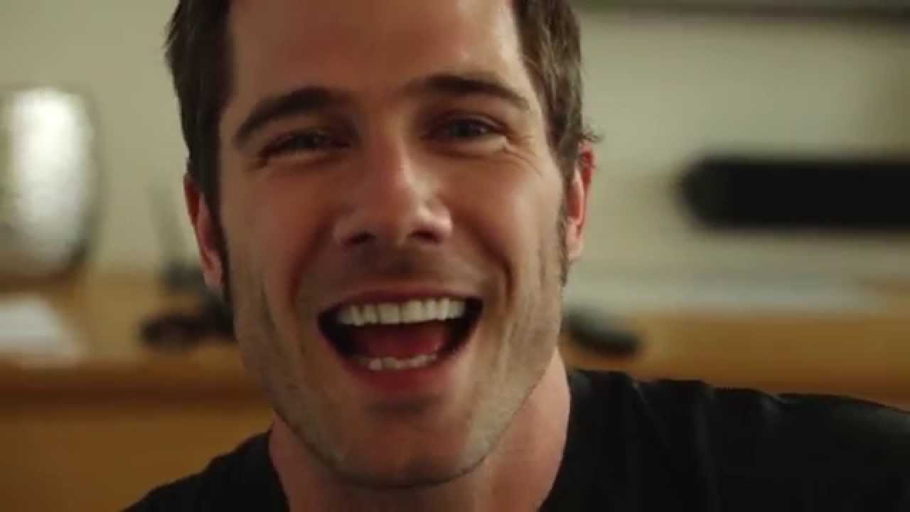 Luke Macfarlane Plays Killjoys: The Warrant is All Game