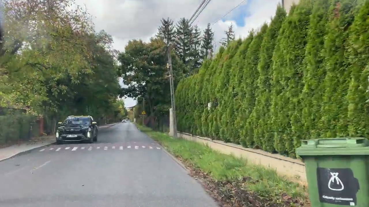 Warsaw Tour: Driving in 4K on the Edge of the City 🚗✨
