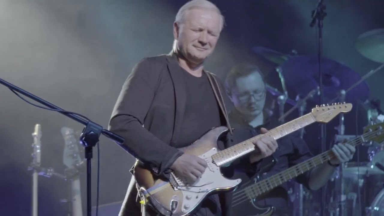 Another Pink Floyd & Marek Raduli- Comfortably Numb
