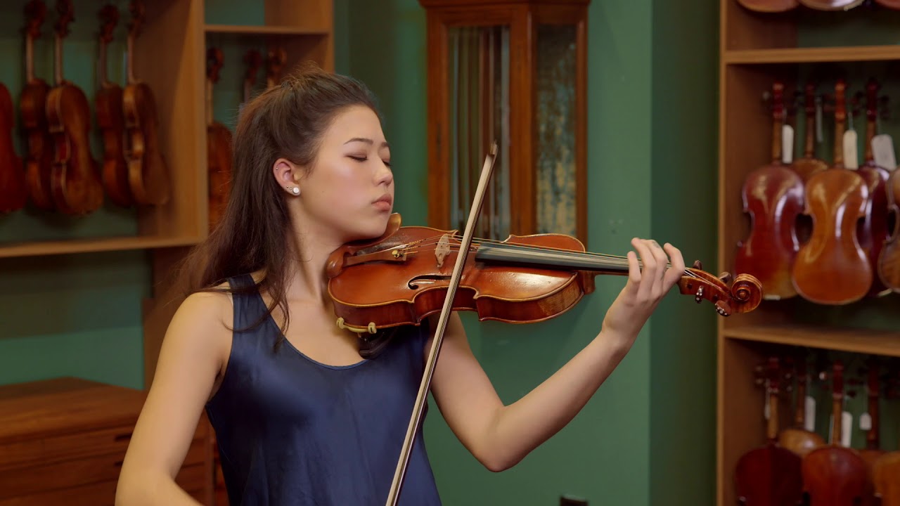 Lot 105: A Very Fine Italian Violin by Annibale Fagnola, circa 1905