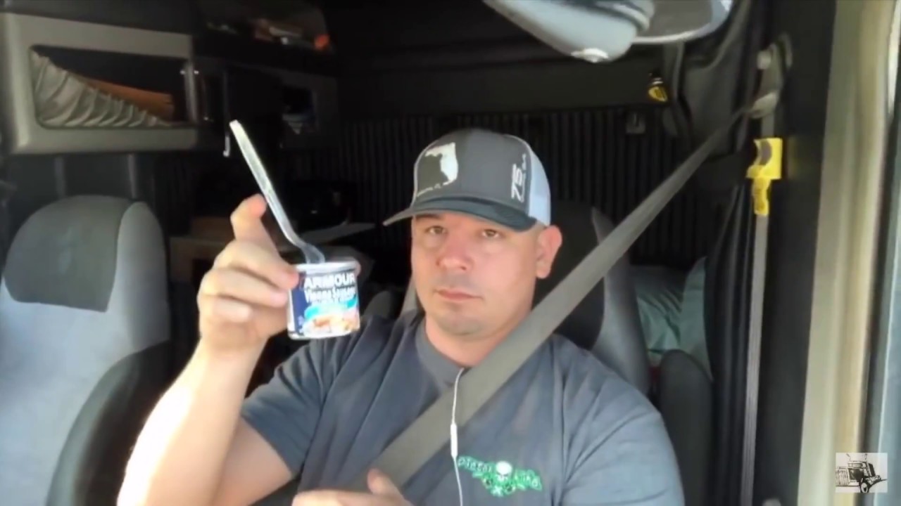 Armour Vienna sausage  NEW FLAVOR! Only way to eat a Viennie