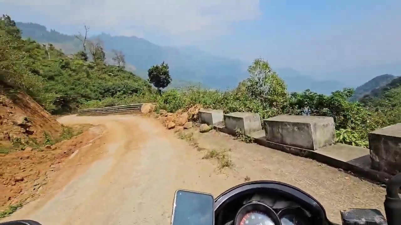 ജീവൻ പണയം വെക്കണം ഇവിടെ എത്താൻ..Aanappallam, The last village of nilgiris ..Most dangerous road,