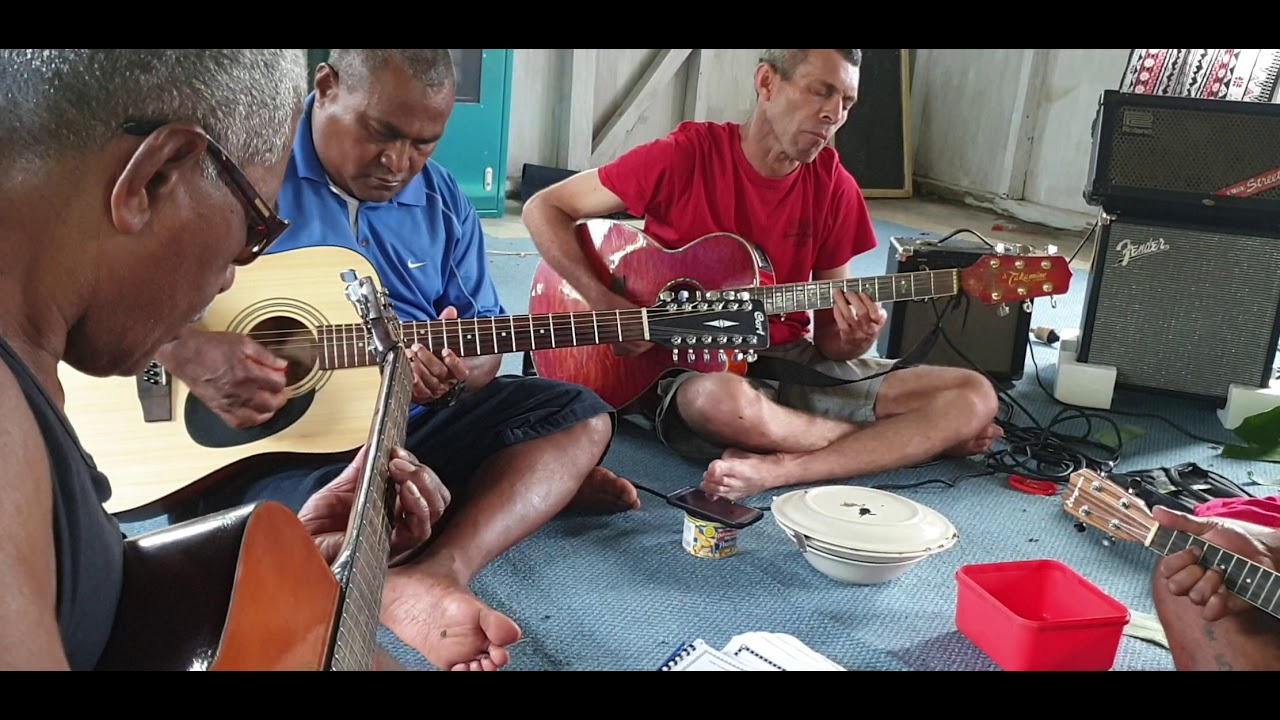 Rui Vakaloloma -   Senibuasala ft Stee Lakolako n Paradise Roots
