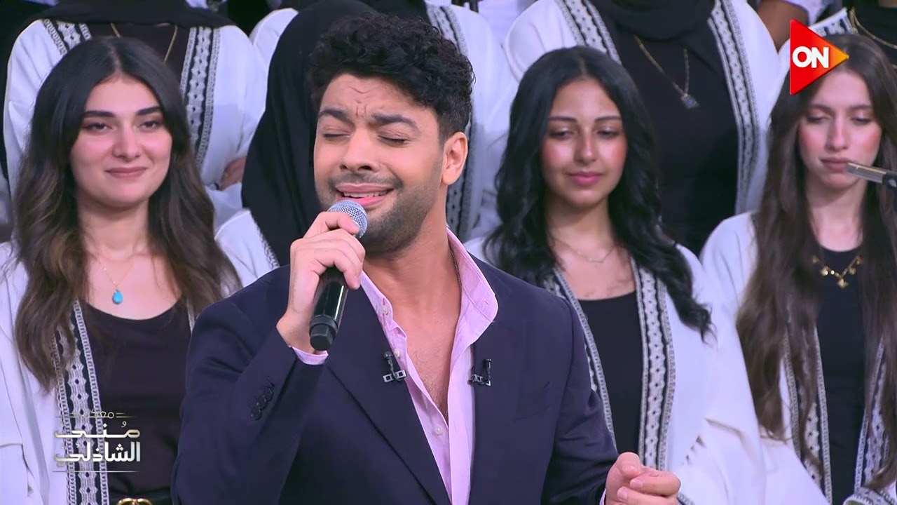 اسالوا كتاب التاريخ مين هي مصر؟ أحمد جمال مع منى الشاذلي