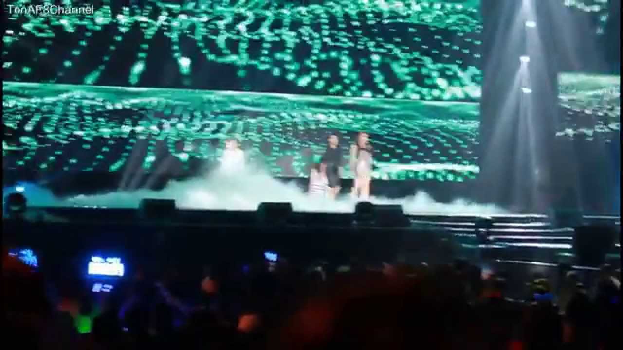 AF Reunion Concert-30-สักครั้ง+รู้ไหม+ยิ่งร้ายยิ่งรัก+อยากบอกเธอเหลือเกิน - 150606