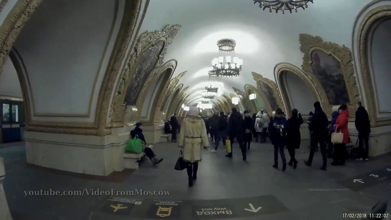 Станция метро Киевская кольцевая мозаичные панно и выход в город // 2018