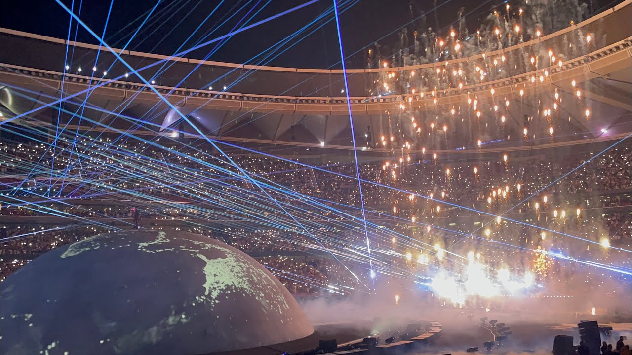 Kanye West (YE) x Rihanna - All Of The Lights | Madrid 2026 | 4K