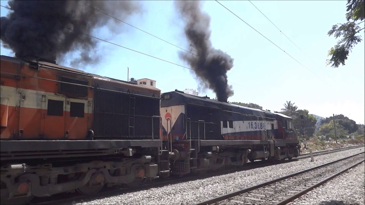 SMOKE ERUPTION KARNATAKA EXPRESS 12628