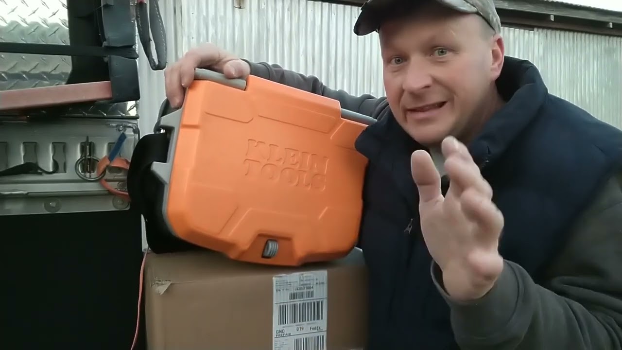 Klein tools 17qt. Tradesman cooler Review & Lifetime Warranty 🤔