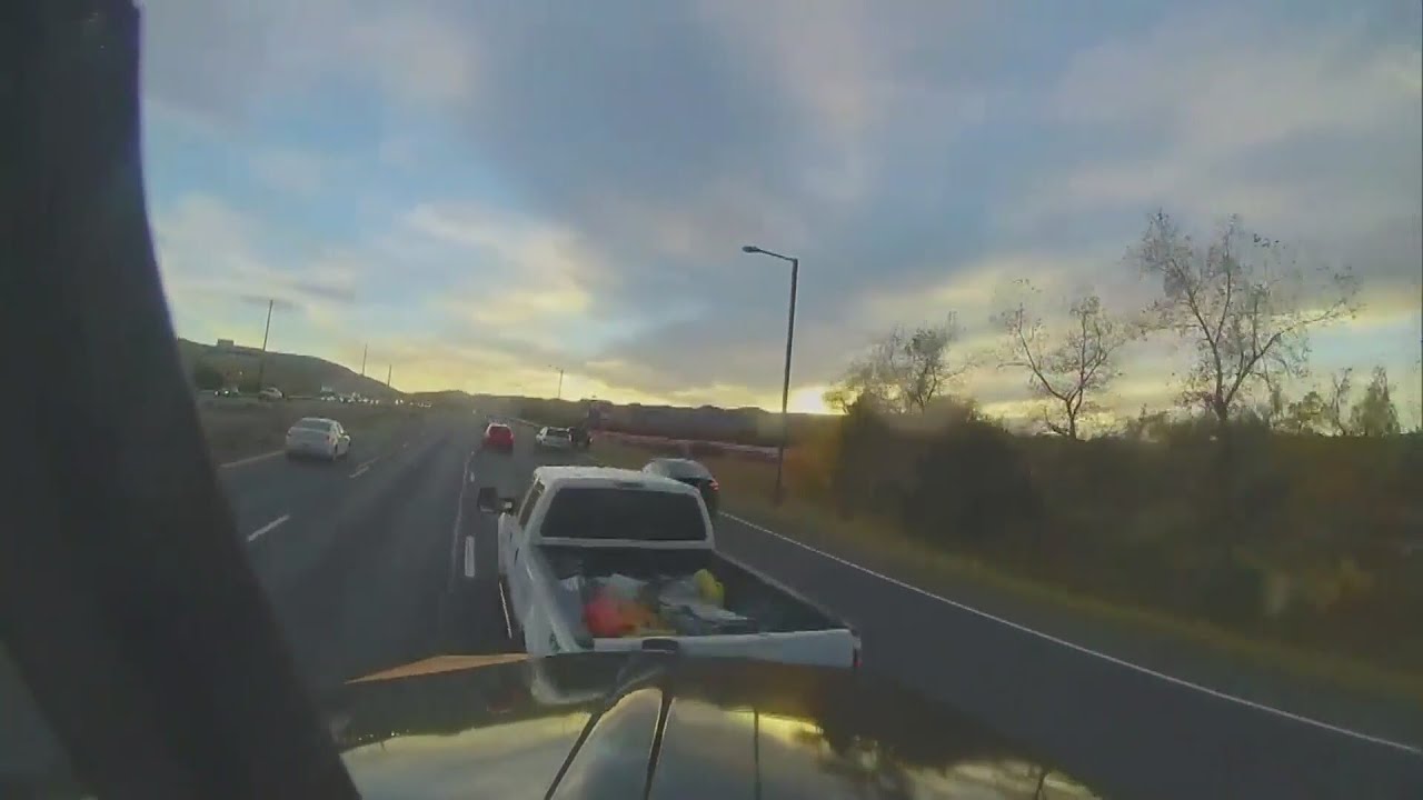 Towing company shares dash cam video of 6-car pile up in Colorado