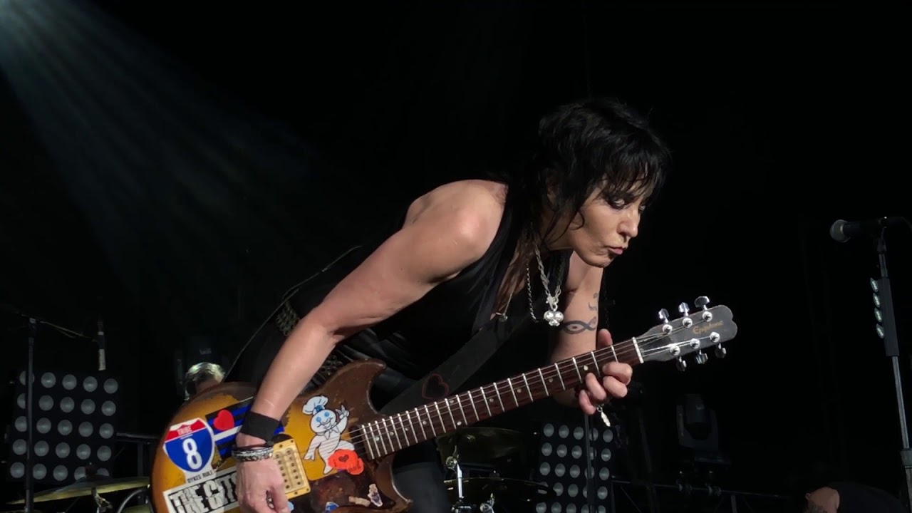 Joan Jett - July 4, 2018 - Toronto - You Drive me, Light of Day, Fake Friends,  Love is Pain & TMI