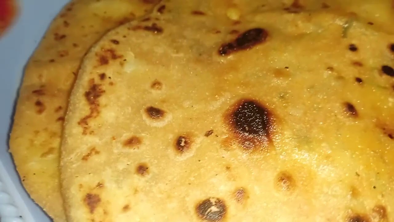 Sardiyon Mein Garma Garam Aalu ke paraathe Banane Keval 5 minut mein