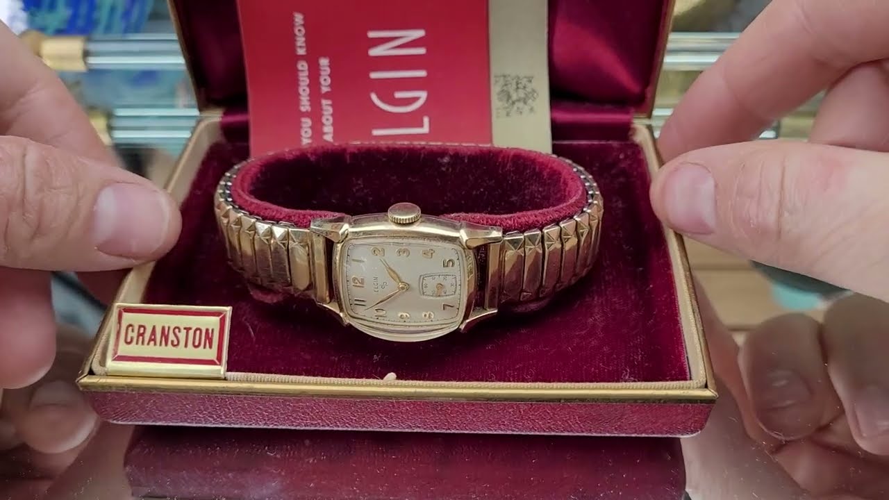 RARE - 1952 Elgin CRANSTON - Mens Wrist Watch in CASE w/PAPERS - SUPER CLEAN!