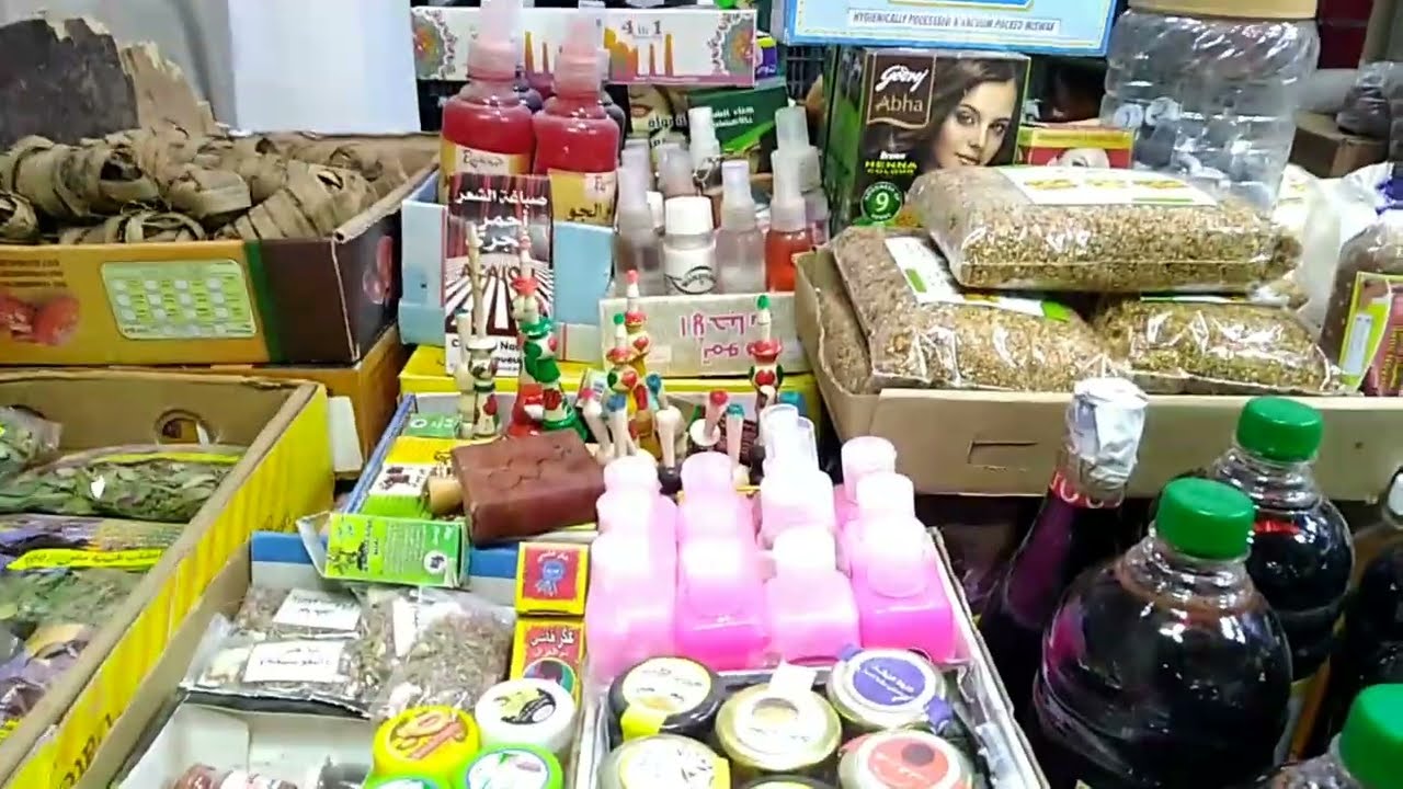 جولة فسوق التمر والمنتجات الطبيعية 