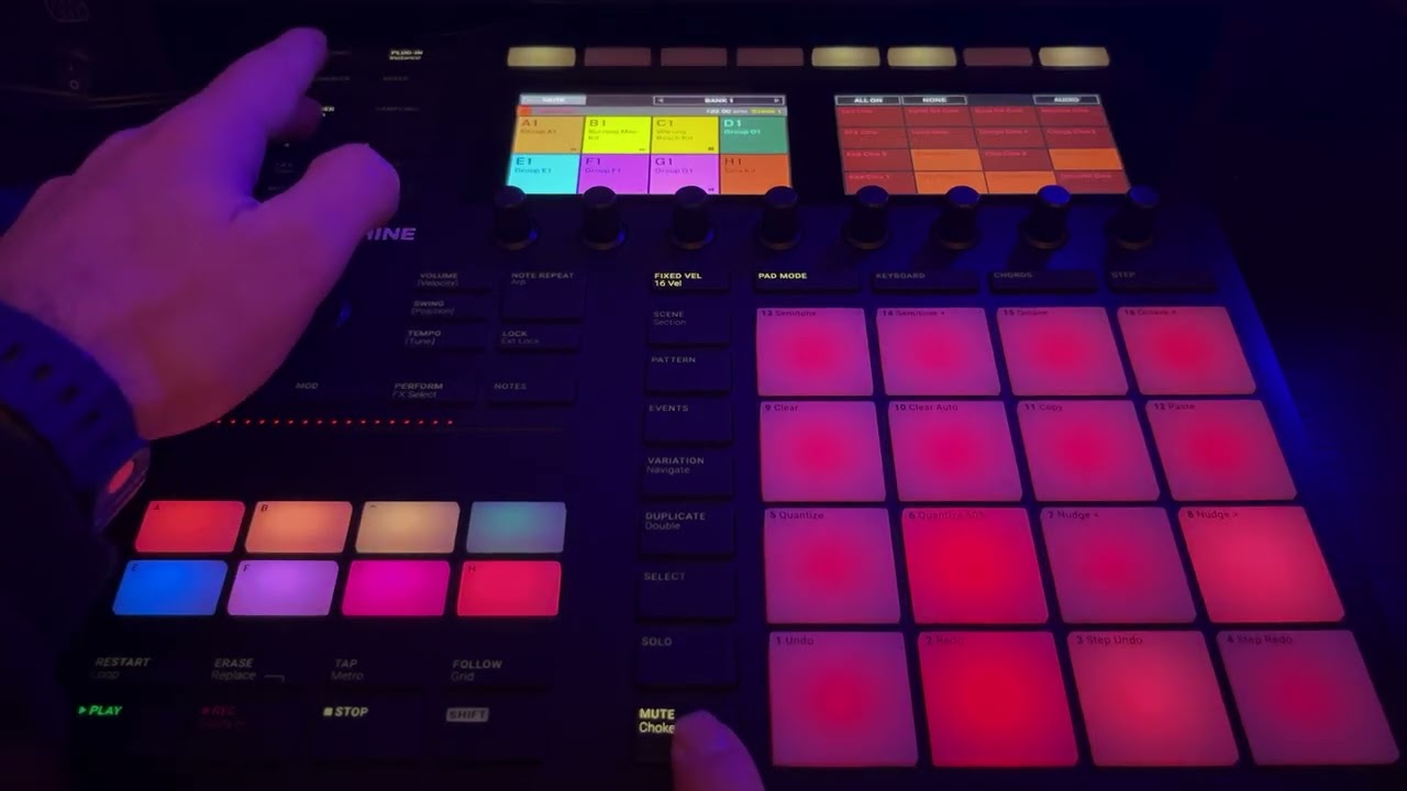 Live Performance Techno on Maschine MK3